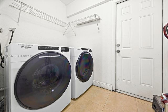 230 NE 5th Ave, Dania Beach, FL 33004