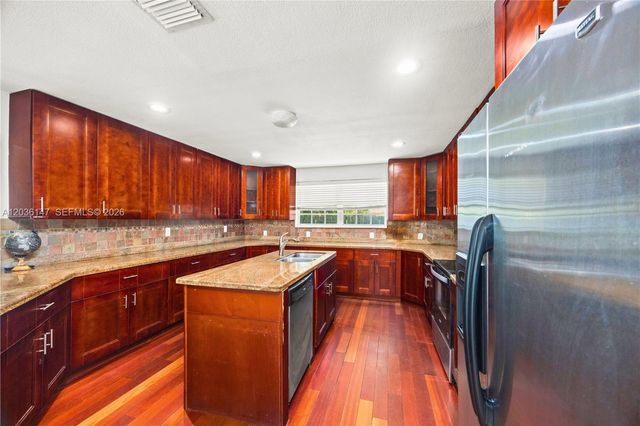 230 NE 5th Ave, Dania Beach, FL 33004