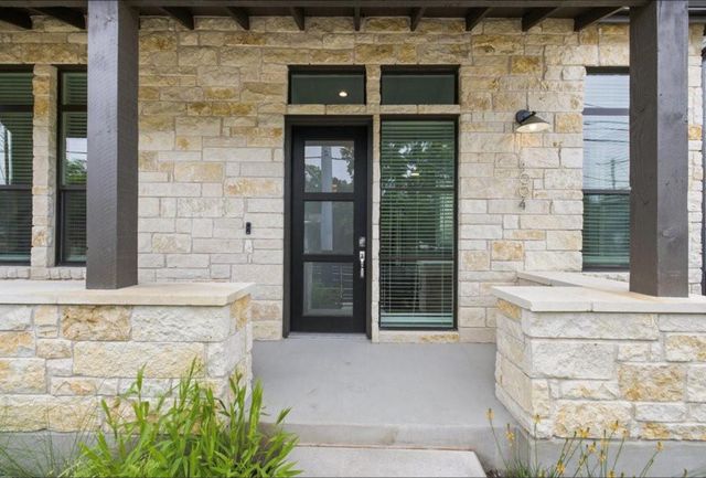 4004 Diligence DR 116, Austin, TX 78731