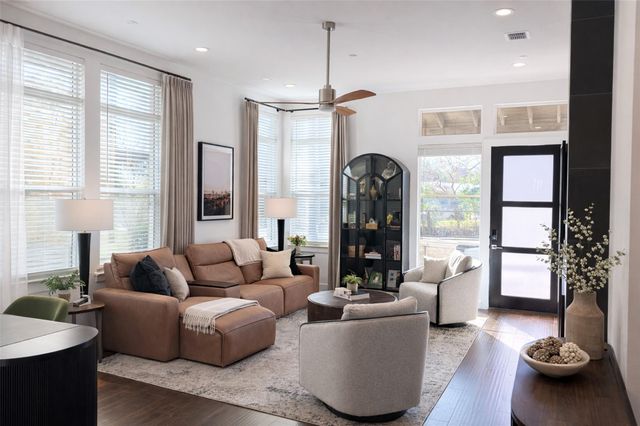 4004 Diligence DR 116, Austin, TX 78731