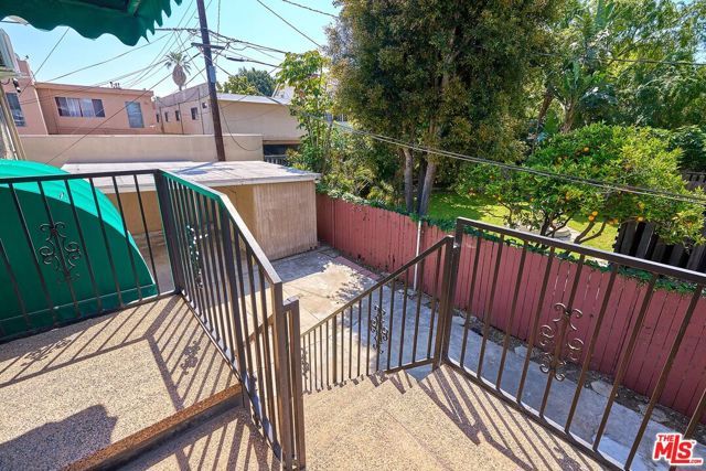 2194 Venice Boulevard, Los Angeles, CA 90006