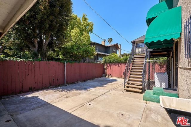 2194 Venice Boulevard, Los Angeles, CA 90006