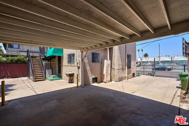 2194 Venice Boulevard, Los Angeles, CA 90006