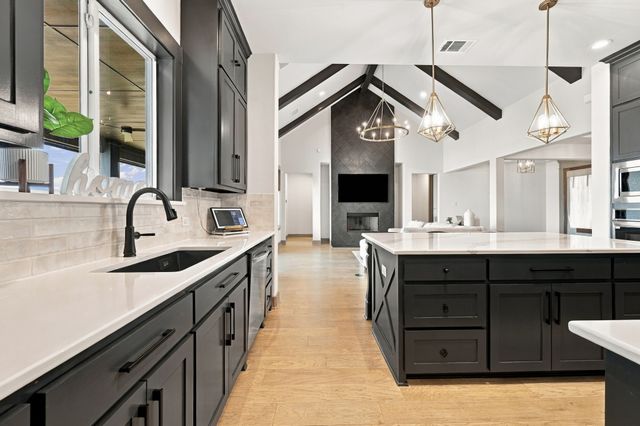 251 Marie Lane, Waxahachie, TX 75167