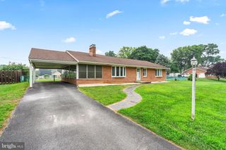 18219 SUMMERLIN DR, Hagerstown, MD 21740