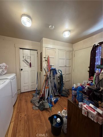 1539 W 104th, Los Angeles, CA 90047