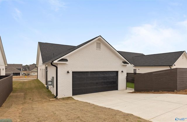 2112 Kanteen Street, Huntsville, AL 35811