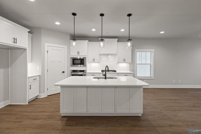 2112 Kanteen Street, Huntsville, AL 35811