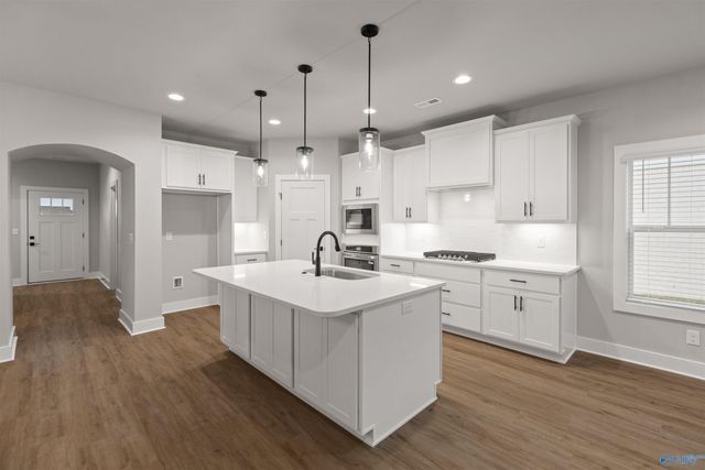 2112 Kanteen Street, Huntsville, AL 35811