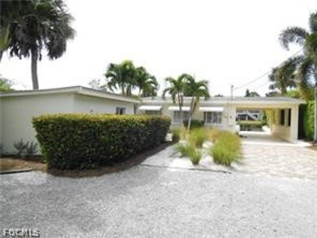 18146 Pioneer RD, Fort Myers, FL 33908