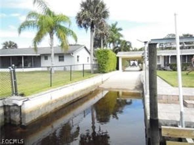 18146 Pioneer RD, Fort Myers, FL 33908