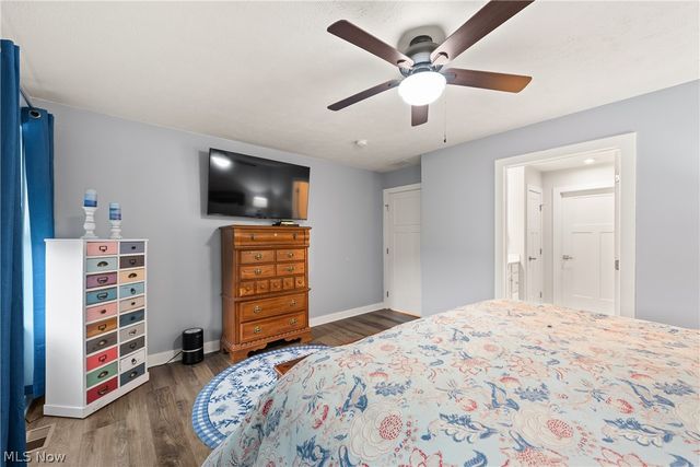 307 Pebble Creek Court, Amherst, OH 44001