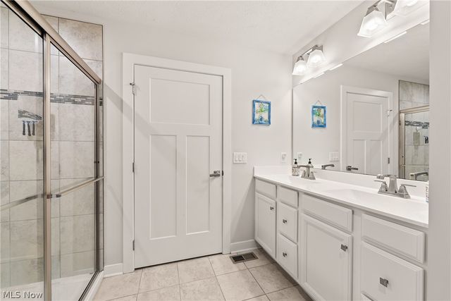 307 Pebble Creek Court, Amherst, OH 44001