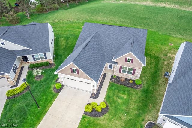 307 Pebble Creek Court, Amherst, OH 44001