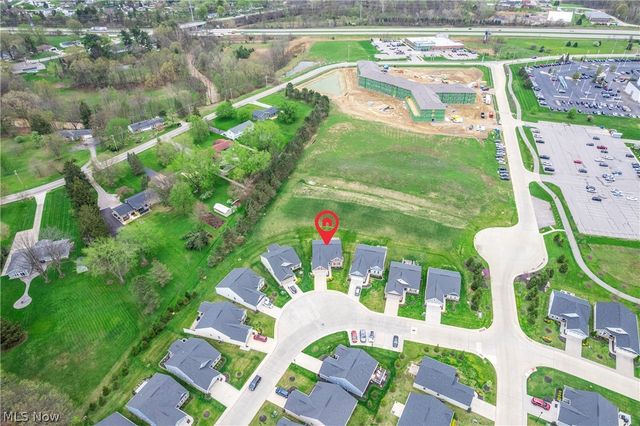 307 Pebble Creek Court, Amherst, OH 44001