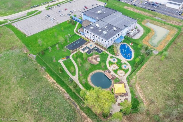 307 Pebble Creek Court, Amherst, OH 44001