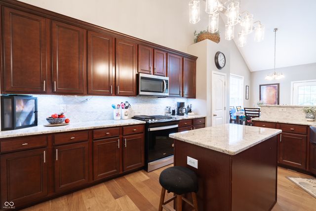 12447 Eddington Place, Fishers, IN 46037