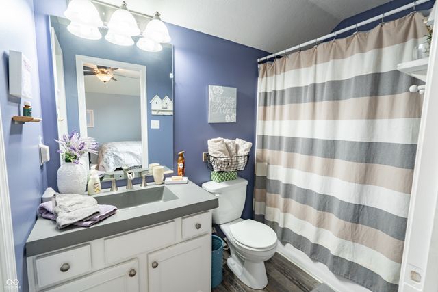 12447 Eddington Place, Fishers, IN 46037