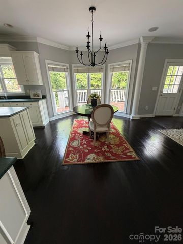232 40th Avenue Drive NW, Hickory, NC 28601