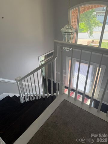 232 40th Avenue Drive NW, Hickory, NC 28601