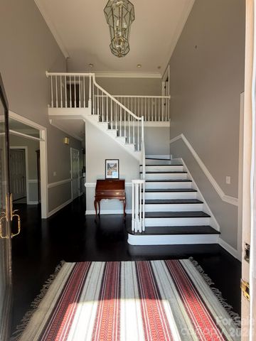 232 40th Avenue Drive NW, Hickory, NC 28601
