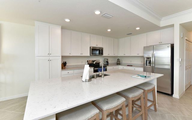 17724 GAWTHROP DRIVE 103, Bradenton, FL 34211