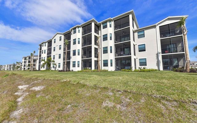 17724 GAWTHROP DRIVE 103, Bradenton, FL 34211