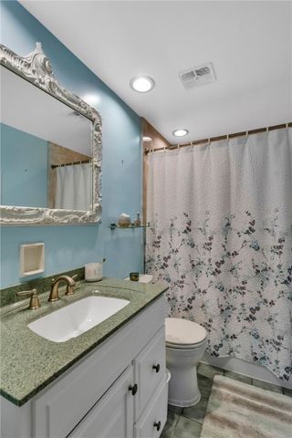 607 Westland Dr, Hempfield Twp, PA 15601