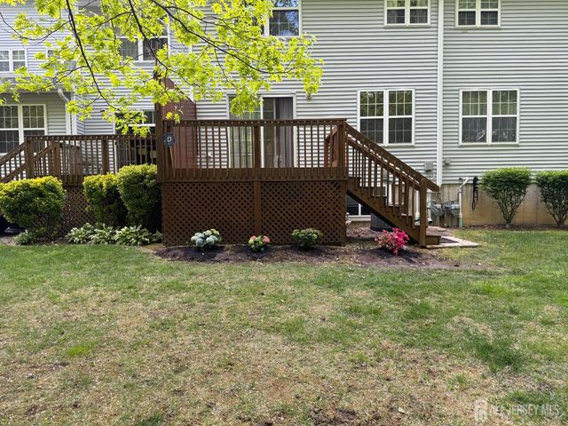 7 Harbor Bay Circle 349, Old Bridge, NJ 08879