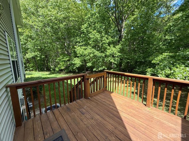 7 Harbor Bay Circle 349, Old Bridge, NJ 08879