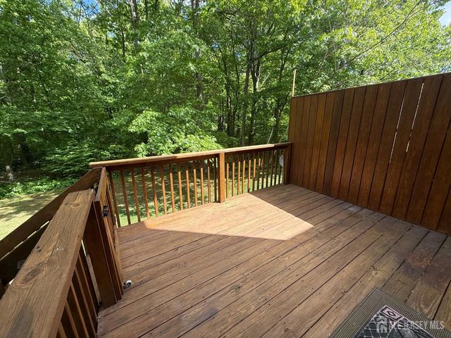 7 Harbor Bay Circle 349, Old Bridge, NJ 08879