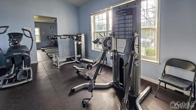 7 Harbor Bay Circle 349, Old Bridge, NJ 08879