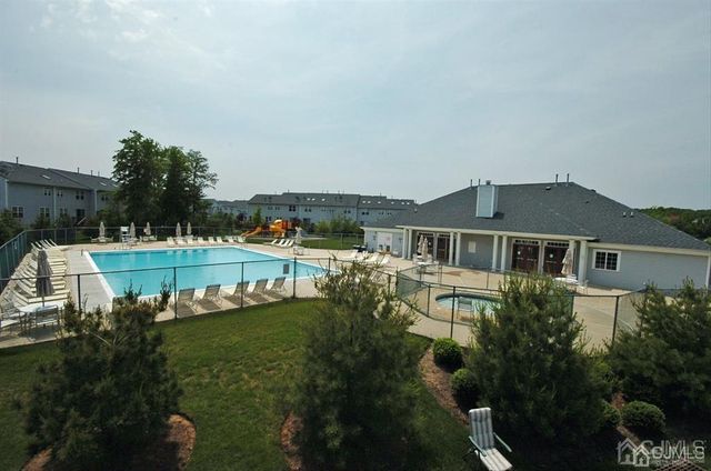 7 Harbor Bay Circle 349, Old Bridge, NJ 08879