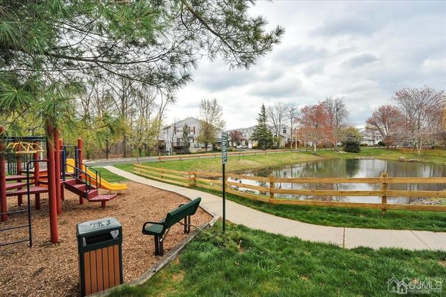 7 Harbor Bay Circle 349, Old Bridge, NJ 08879