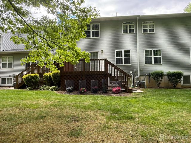 7 Harbor Bay Circle 349, Old Bridge, NJ 08879