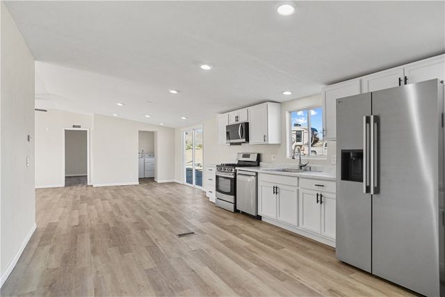 2917 E Barnett Place, Kingman, AZ 86409