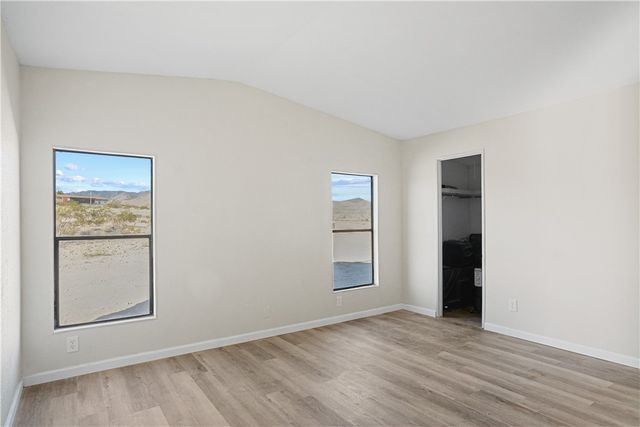 2917 E Barnett Place, Kingman, AZ 86409