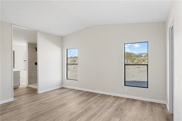 2917 E Barnett Place, Kingman, AZ 86409