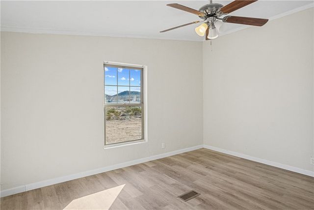 2917 E Barnett Place, Kingman, AZ 86409