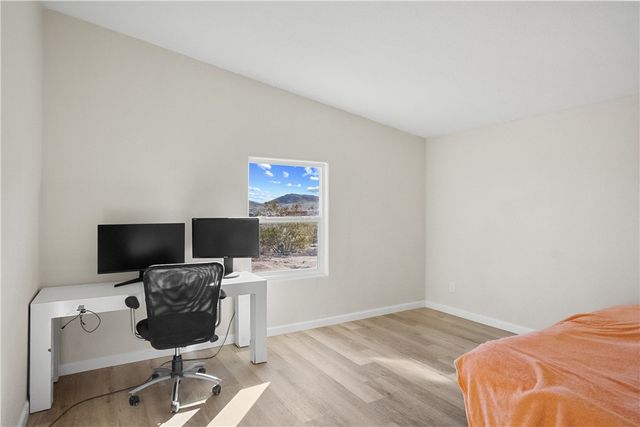 2917 E Barnett Place, Kingman, AZ 86409