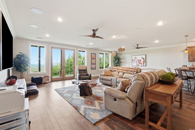 61 The Bluffs Dr, Edgemont, AR 72044