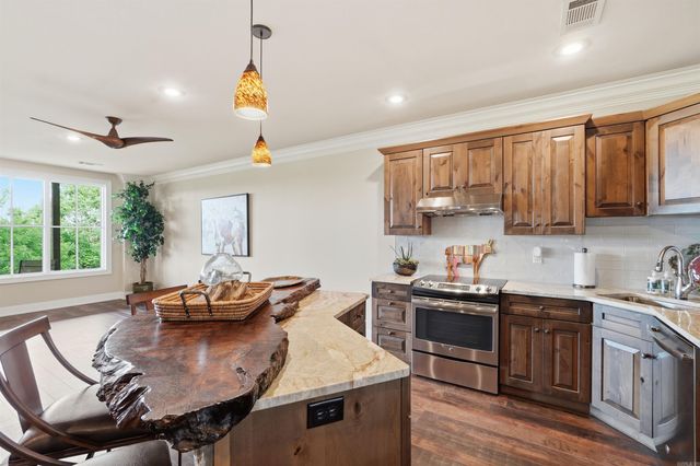 61 The Bluffs Dr, Edgemont, AR 72044