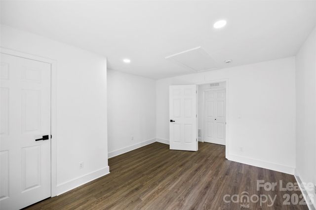 2942 Reid Avenue, Charlotte, NC 28208