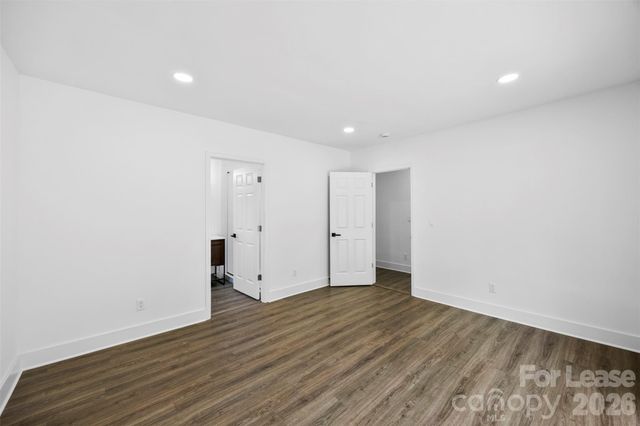 2942 Reid Avenue, Charlotte, NC 28208