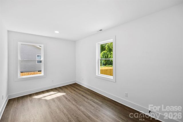 2942 Reid Avenue, Charlotte, NC 28208