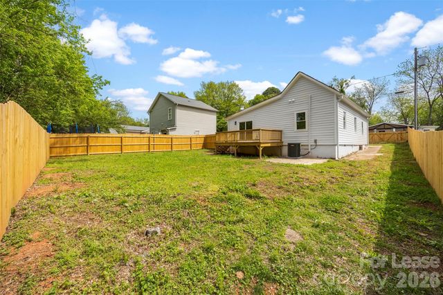 2942 Reid Avenue, Charlotte, NC 28208