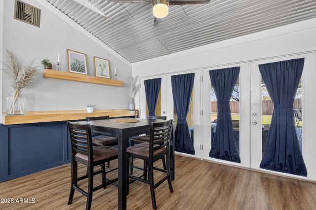 422 W EVA Street, Phoenix, AZ 85021