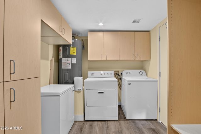 422 W EVA Street, Phoenix, AZ 85021
