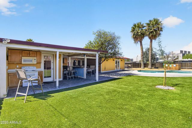 422 W EVA Street, Phoenix, AZ 85021