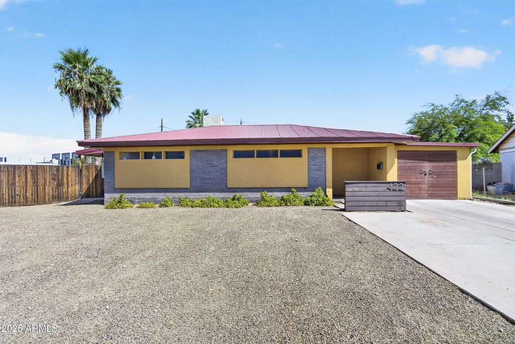 422 W EVA Street, Phoenix, AZ 85021